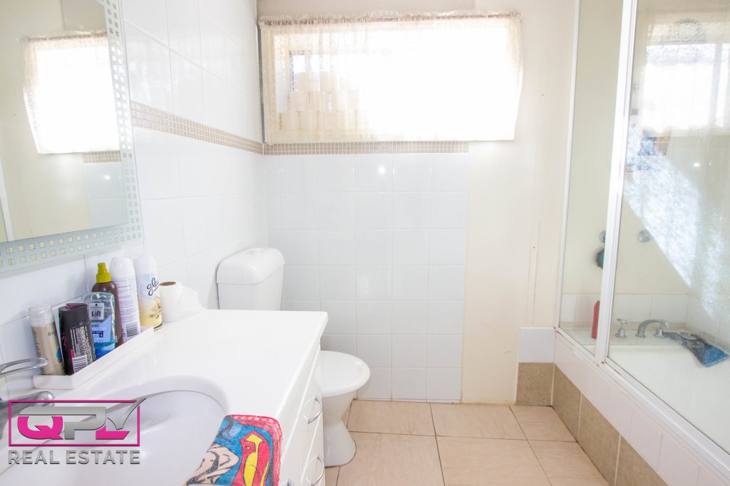 75A Melbourne Street, Narrandera NSW 2700 - photo 10