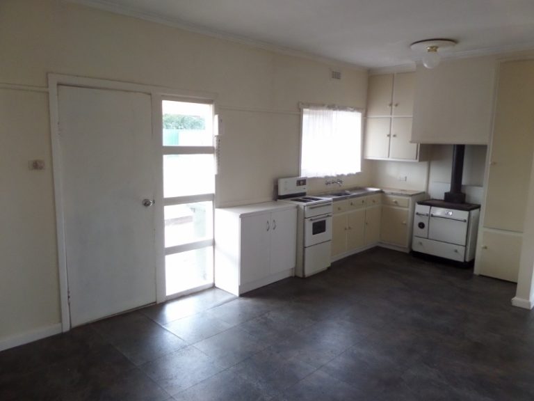20 Park Street, Ardlethan NSW 2665 - photo 7