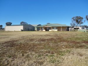 54 Airport Street, Temora NSW 2666 - photo 22