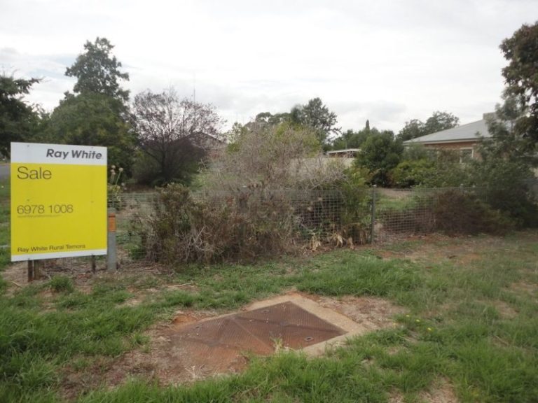 100 Tonkin Street, Temora NSW 2666 - McGrath Riverina