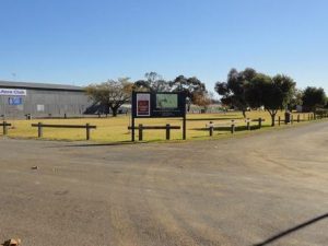 98 Airport Street, Temora NSW 2666 - photo 18