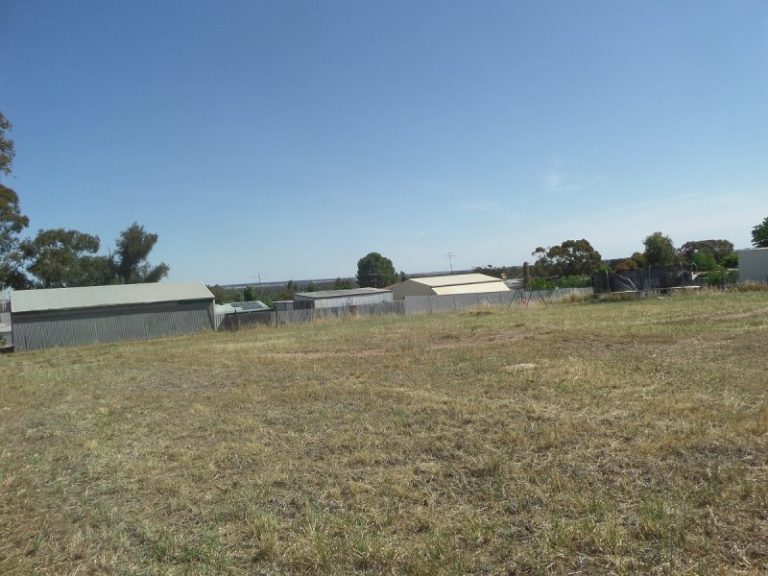 2-6 Watermain Street, Narrandera NSW 2700 - photo 2