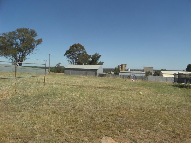 2-6 Watermain Street, Narrandera NSW 2700 - photo 4