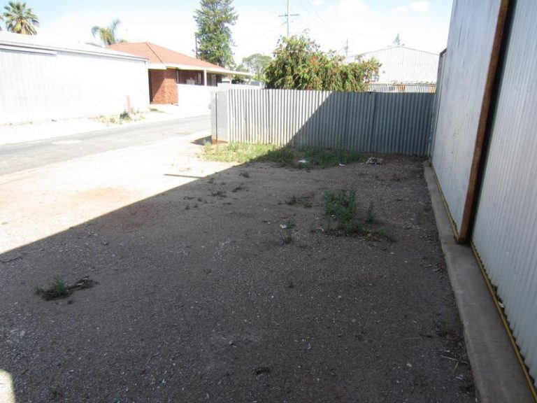 223A Hoskins Street*, Temora NSW 2666 - photo 10