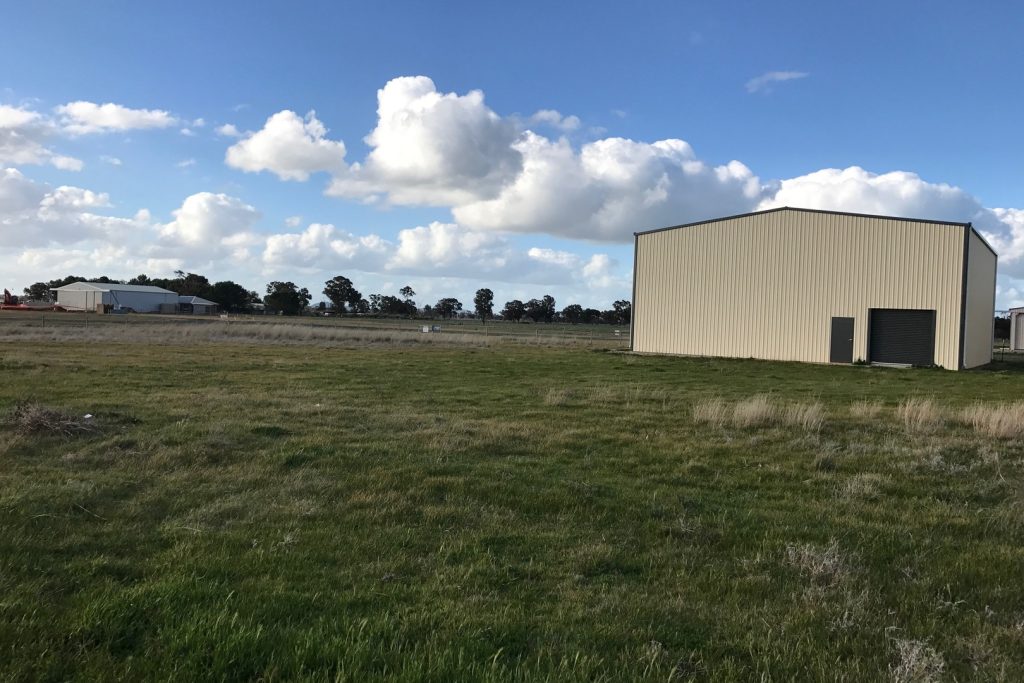 33 Tigermoth Avenue, Temora NSW 2666 - photo 6