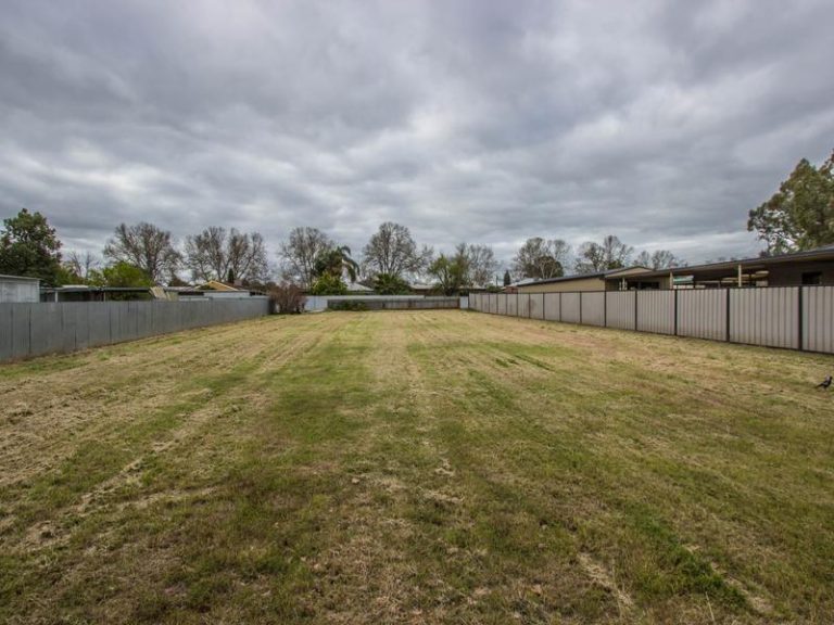 15 Dundas Street, Narrandera