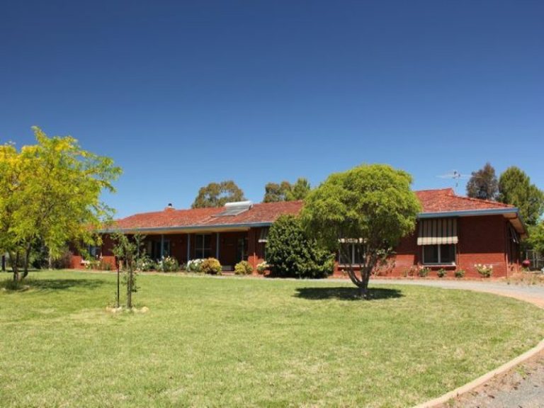 250 Taylors Lane, Temora
