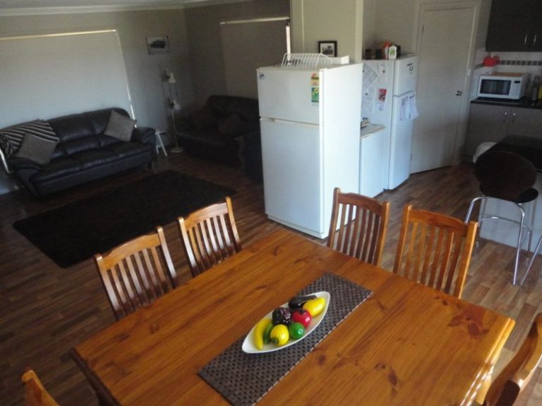 7375 Burley Griffin Way, Temora NSW 2666 - photo 6