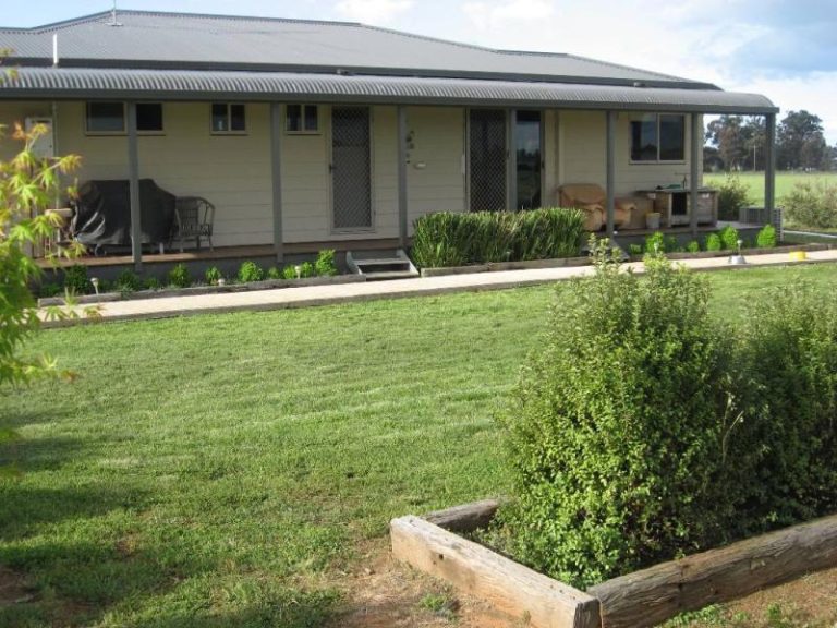 7375 Burley Griffin Way, Temora NSW 2666 - photo 10