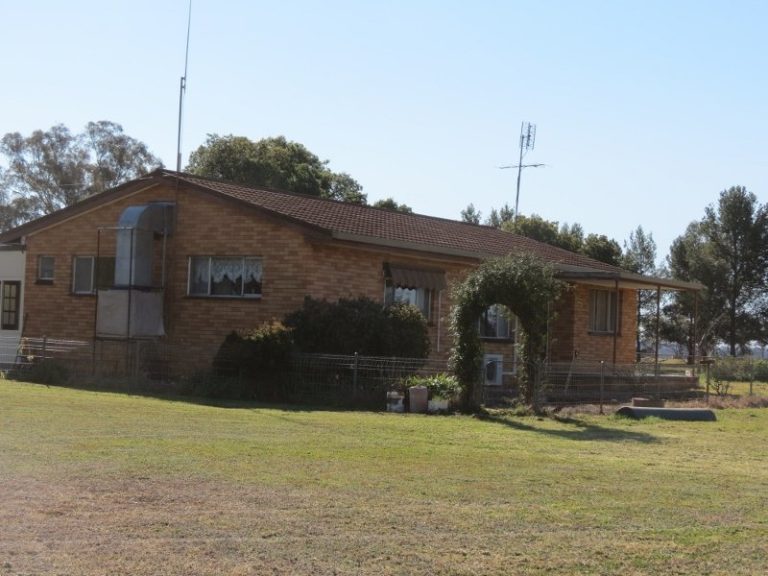 2179 Cnr Pinegrove West & Crampton, Walleroobie NSW 2665 - photo 7