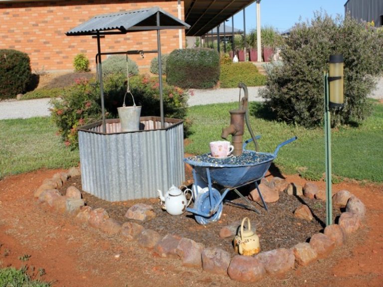 8 Evatt Street, Temora NSW 2666 - photo 14