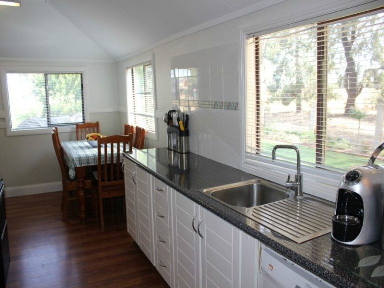 6604 Young Road, Temora NSW 2666 - photo 6