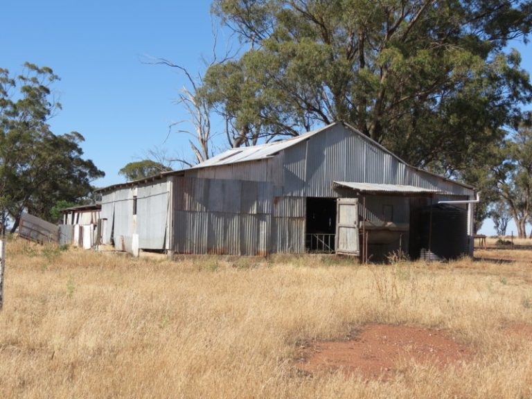 6410 Burley Griffin Way, Temora NSW 2666 - photo 5