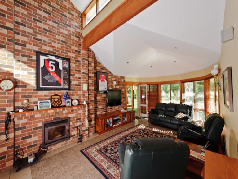 252 Irrigation Way, Narrandera NSW 2700 - photo 4