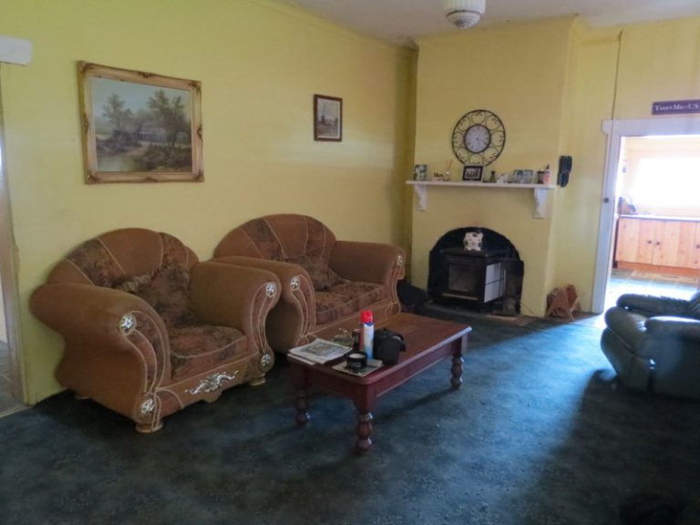 1460 Goldfields Way, Temora NSW 2666 - photo 11