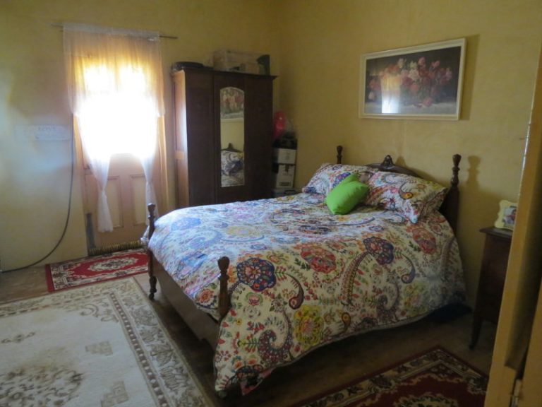 1460 Goldfields Way, Temora NSW 2666 - photo 12