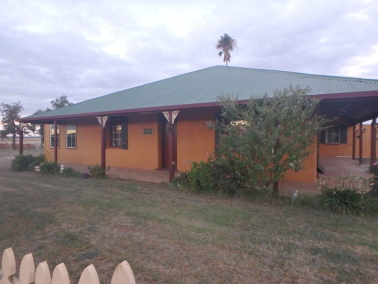 1460 Goldfields Way, Temora NSW 2666 - photo 15