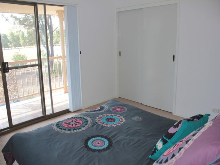 7591 Milvale Road, Temora NSW 2666 - photo 15