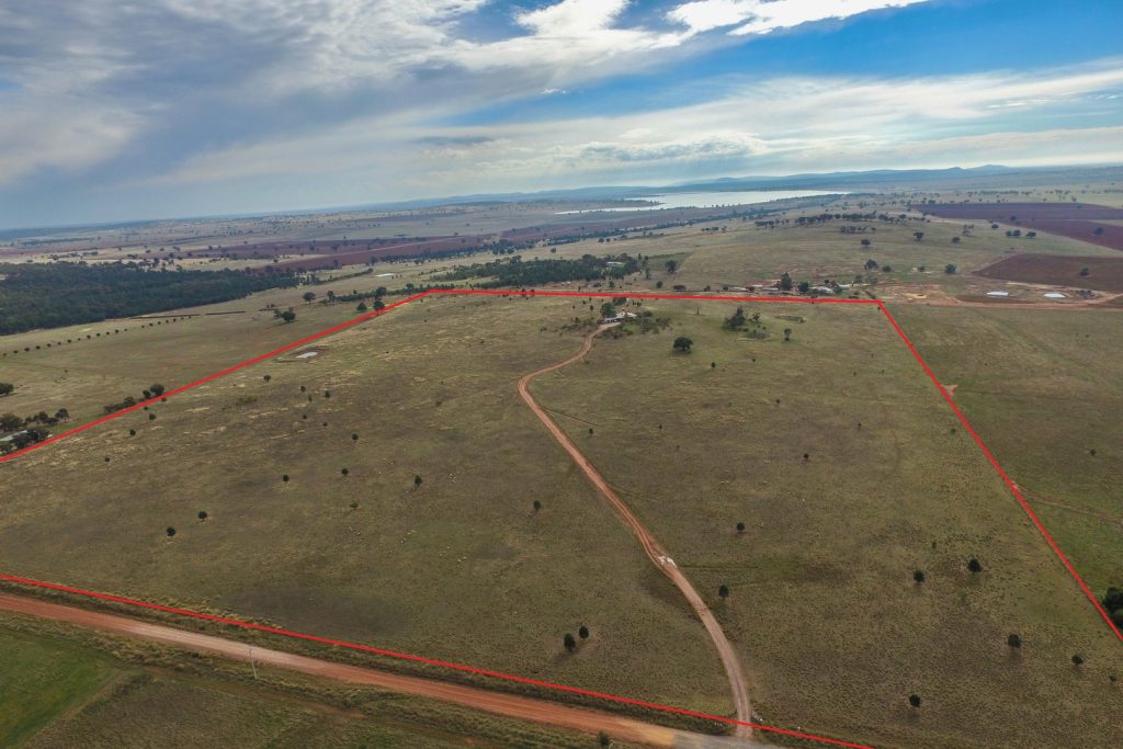 165 Red Hill Road, Narrandera NSW 2700 - photo 2