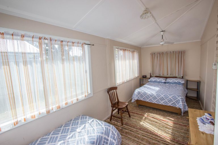 30 Midgeon Street, Narrandera NSW 2700 - photo 5