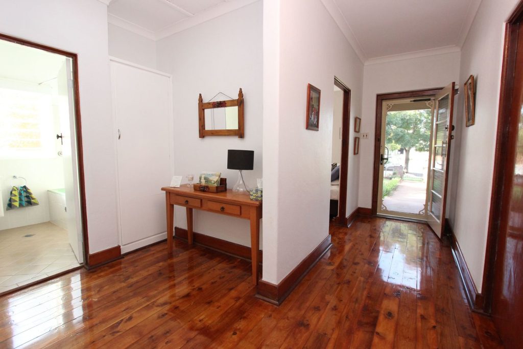 149 Loftus Street, Temora NSW 2666 - photo 2
