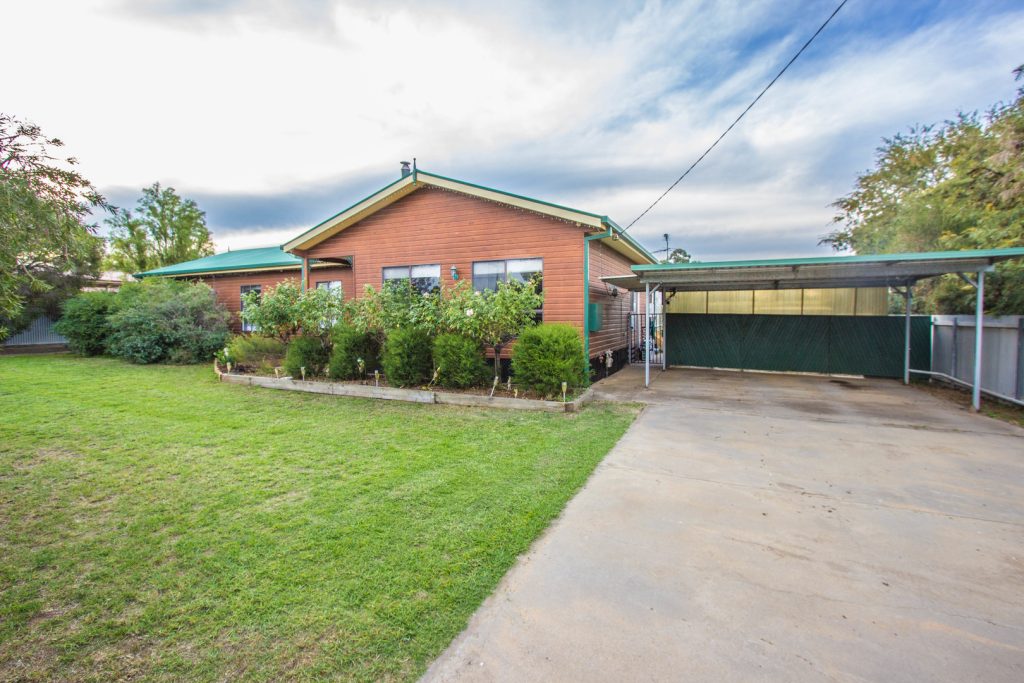 29-31 Boundary Road, Narrandera NSW 2700 - McGrath Riverina
