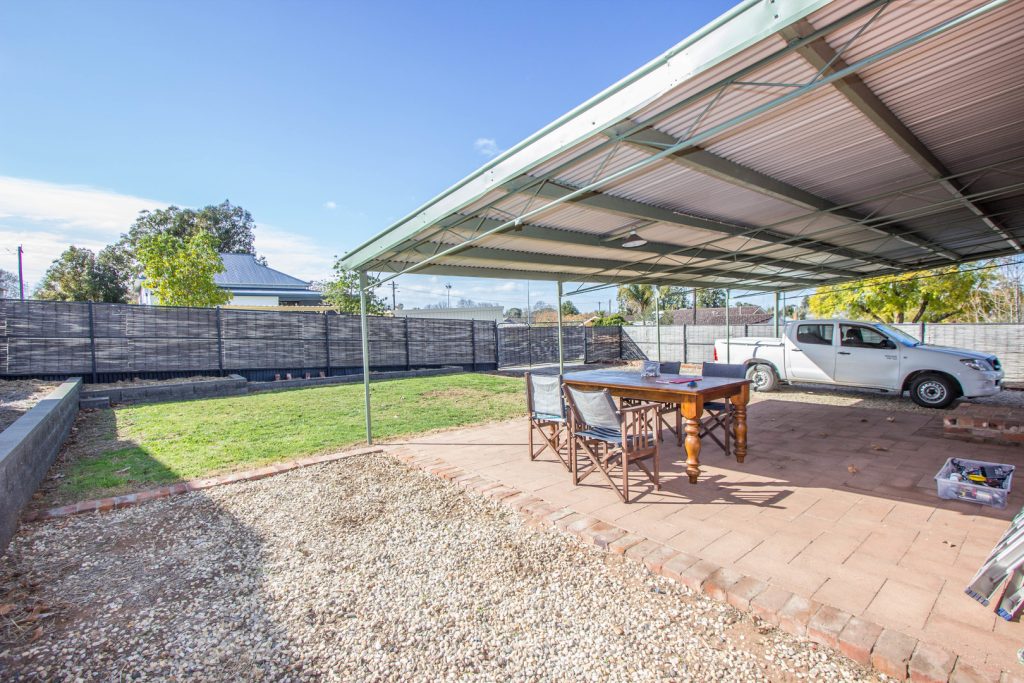 21 Arthur Street, Narrandera NSW 2700 - photo 11