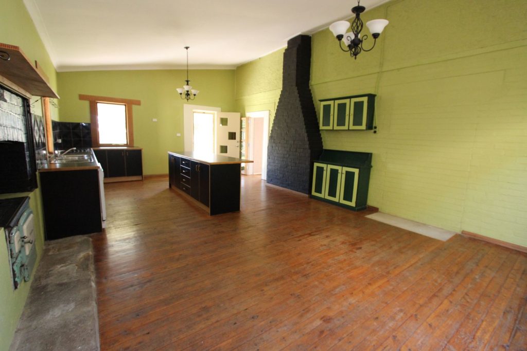 40-44 Robertson Street, Barmedman NSW 2668 - photo 20