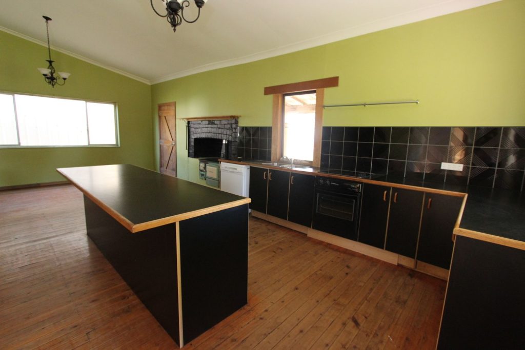 40-44 Robertson Street, Barmedman NSW 2668 - photo 22