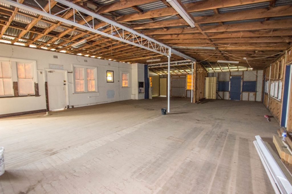 34 Victoria Avenue, Narrandera NSW 2700 - photo 4