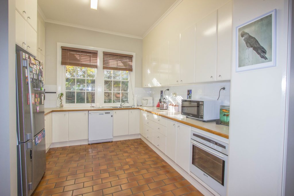 16 William Street, Narrandera NSW 2700 - photo 6