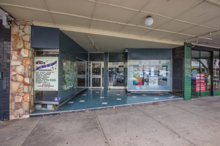 116 East Street, Narrandera NSW 2700 - photo 2