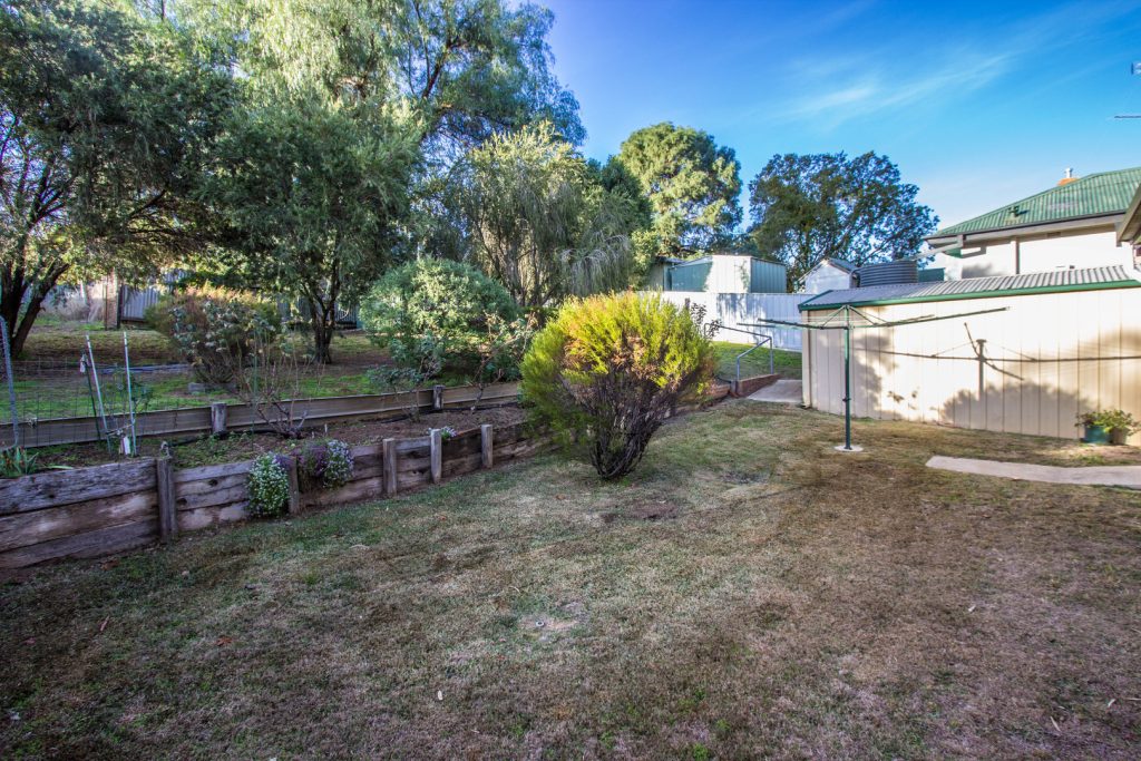 73 Melbourne Street, Narrandera NSW 2700 - photo 11