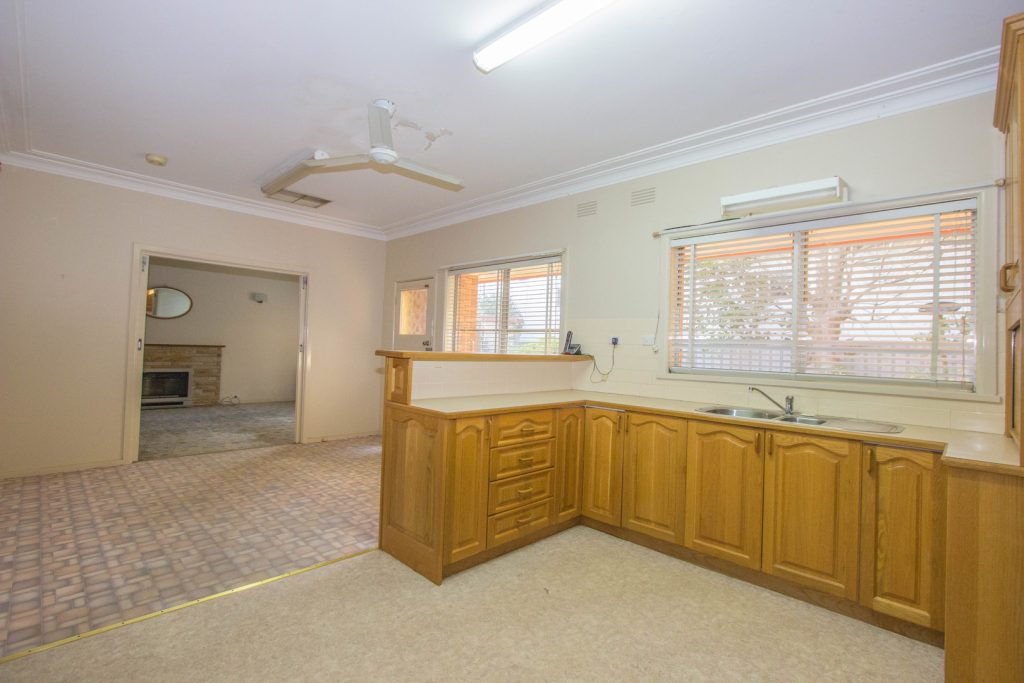 1 Shady Street, Narrandera NSW 2700 - photo 3