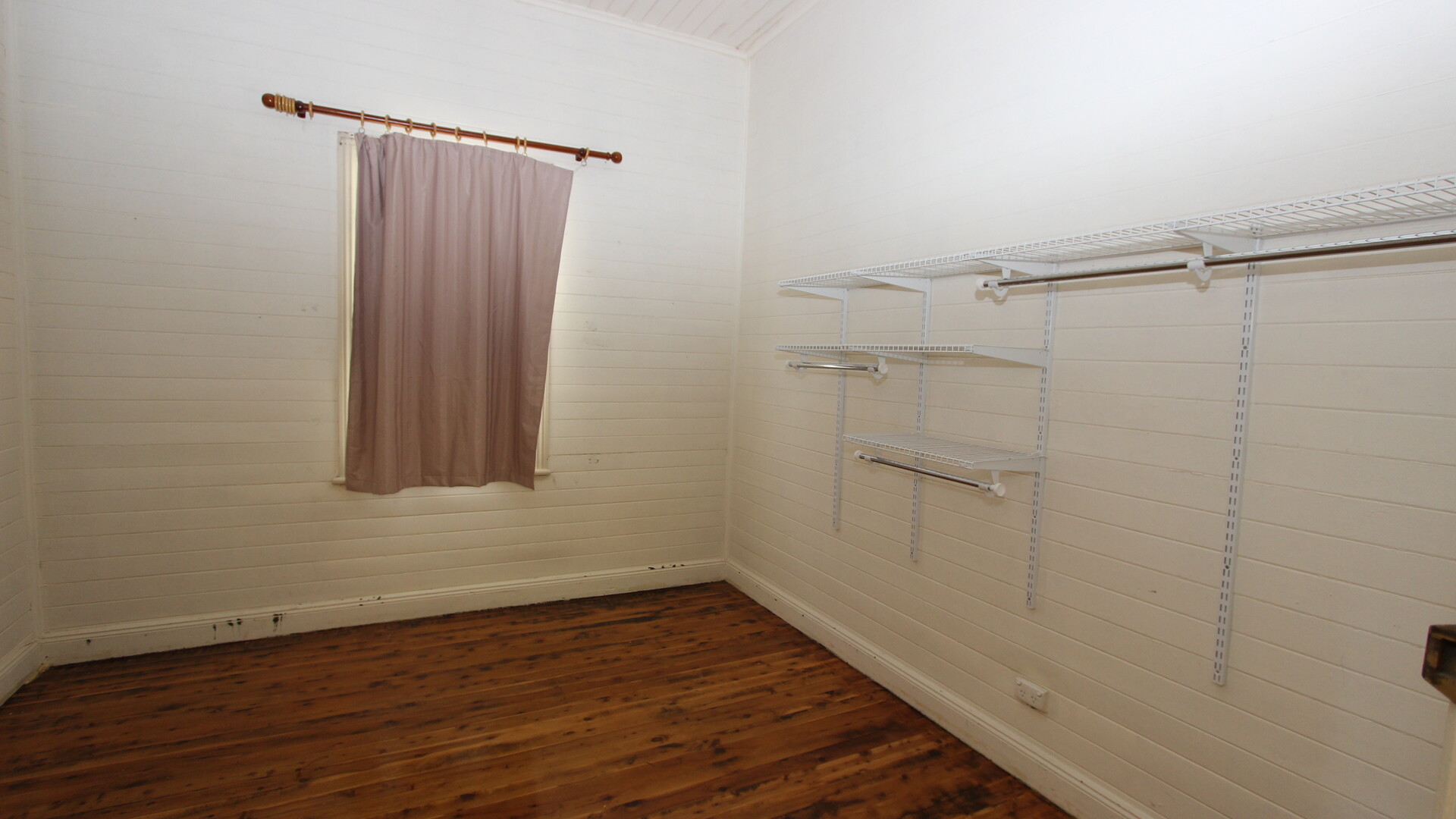 105 Hoskins Street, Temora NSW 2666 - photo 8