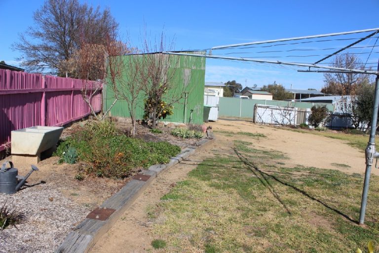 216 Albury Street, Murrumburrah NSW 2587 - photo 19