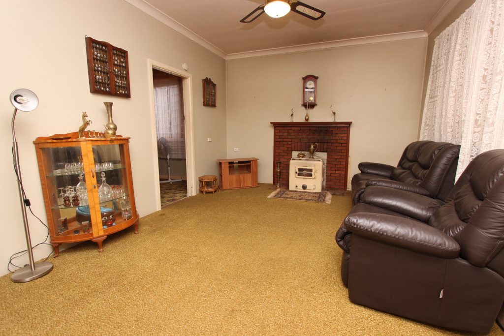 39 Harrison Street, Ariah Park NSW 2665 - photo 12