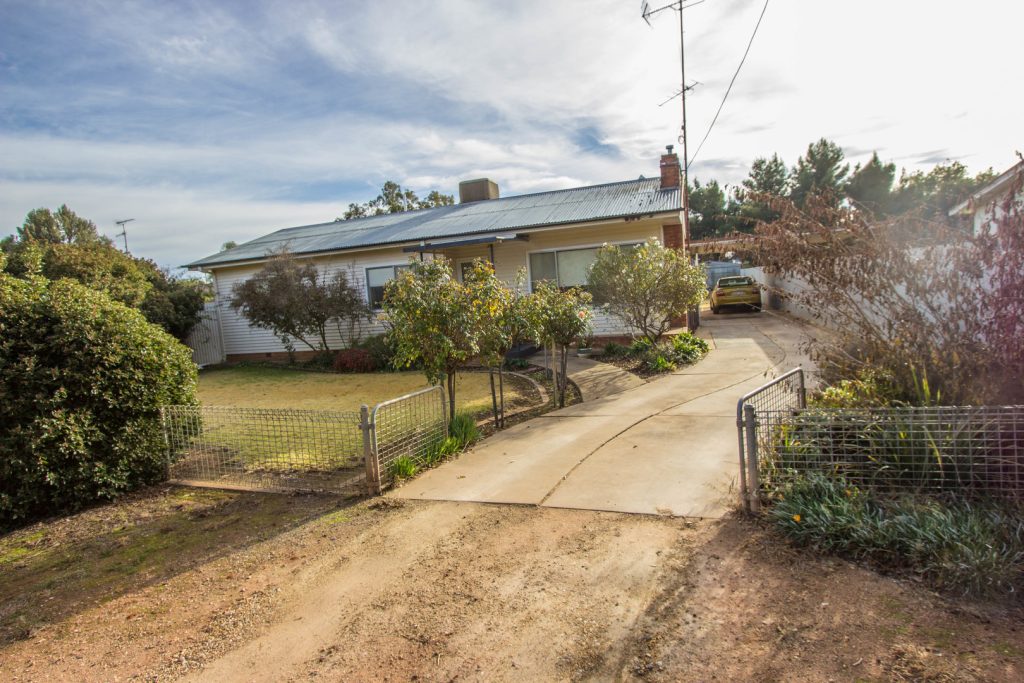 51 Mallee Street, Barellan NSW 2665 - photo 10