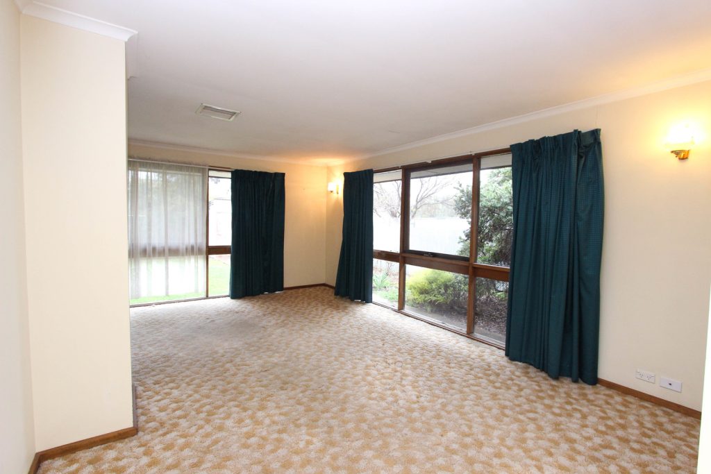 109 Grey Street, Temora NSW 2666 - photo 4
