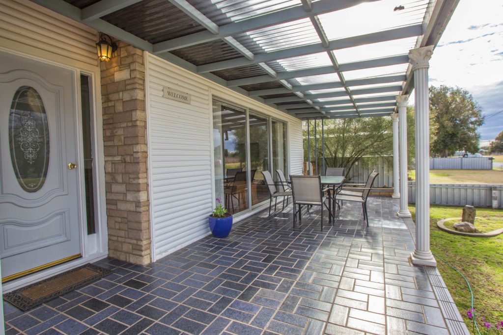 7 Coonong Avenue, Yanco NSW 2703 - photo 3