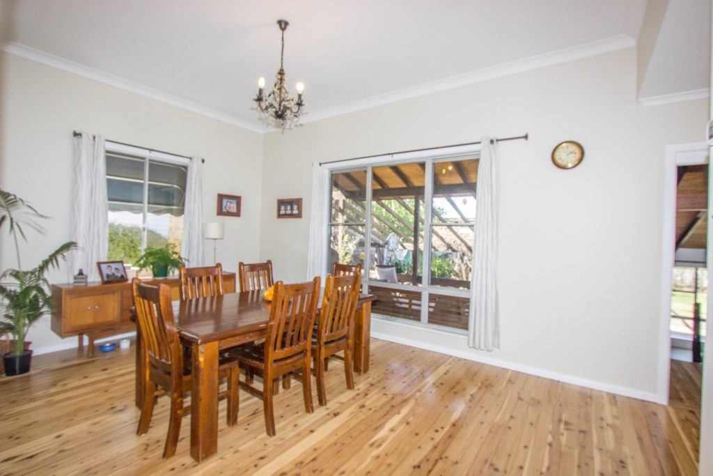 27 William Street, Narrandera NSW 2700 - photo 3