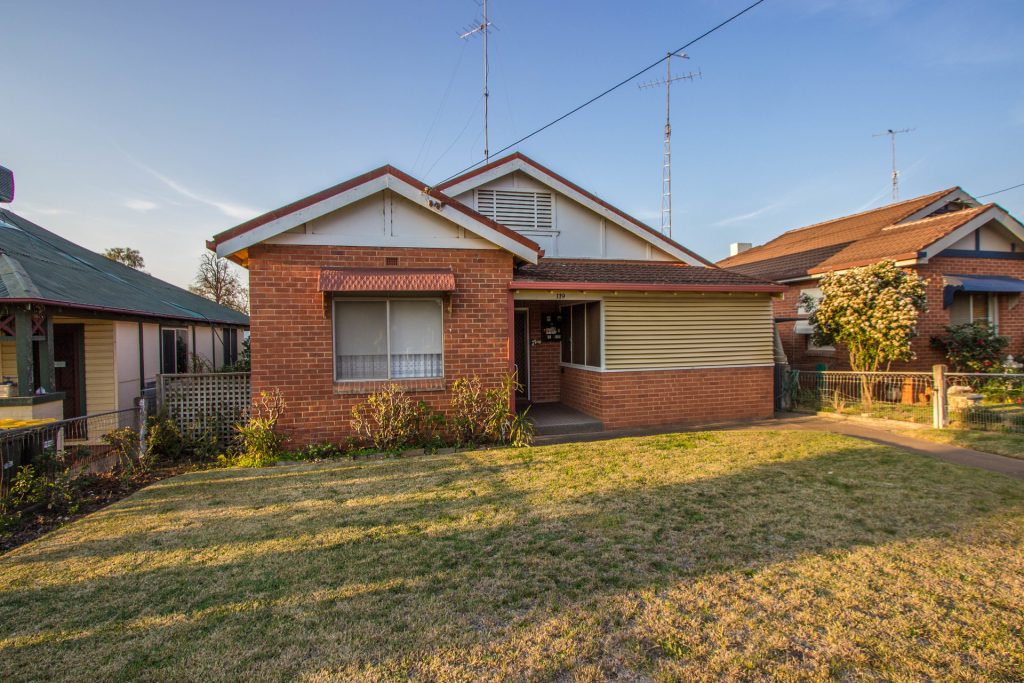 119 Larmer Street, Narrandera NSW 2700 - McGrath Riverina