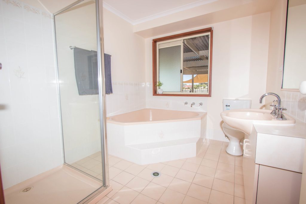 12 Kiesling Drive, Narrandera NSW 2700 - photo 7