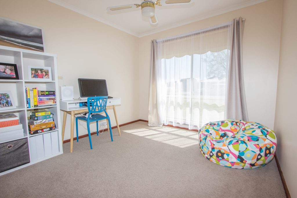 12 Kiesling Drive, Narrandera NSW 2700 - photo 8
