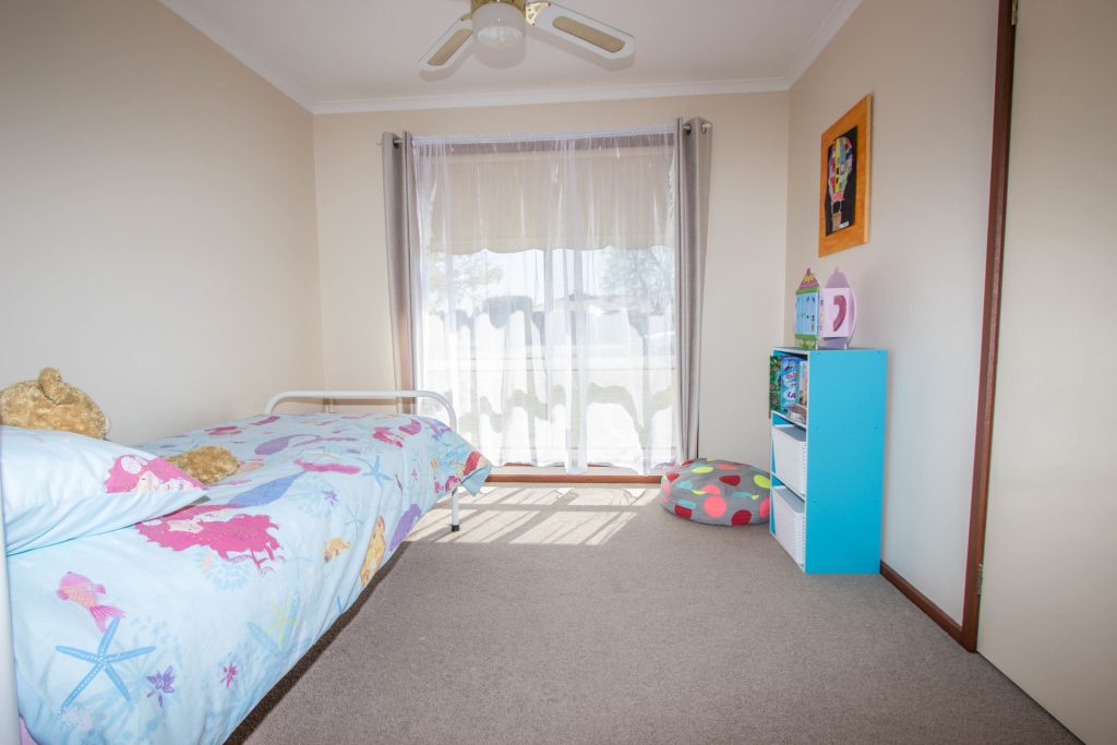 12 Kiesling Drive, Narrandera NSW 2700 - photo 9