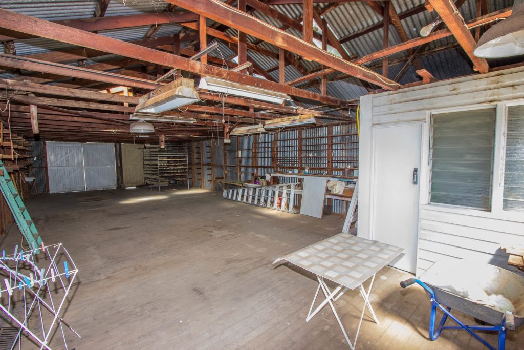 84 Victoria Avenue, Narrandera NSW 2700 - photo 14
