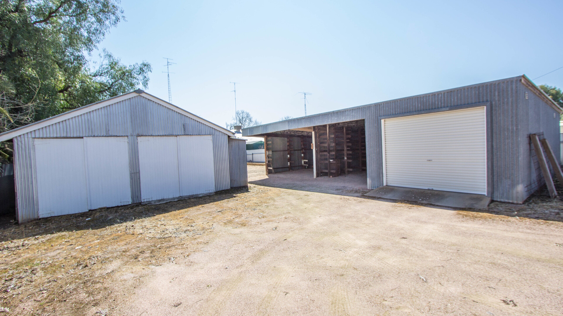 84 Victoria Avenue, Narrandera NSW 2700 - photo 15