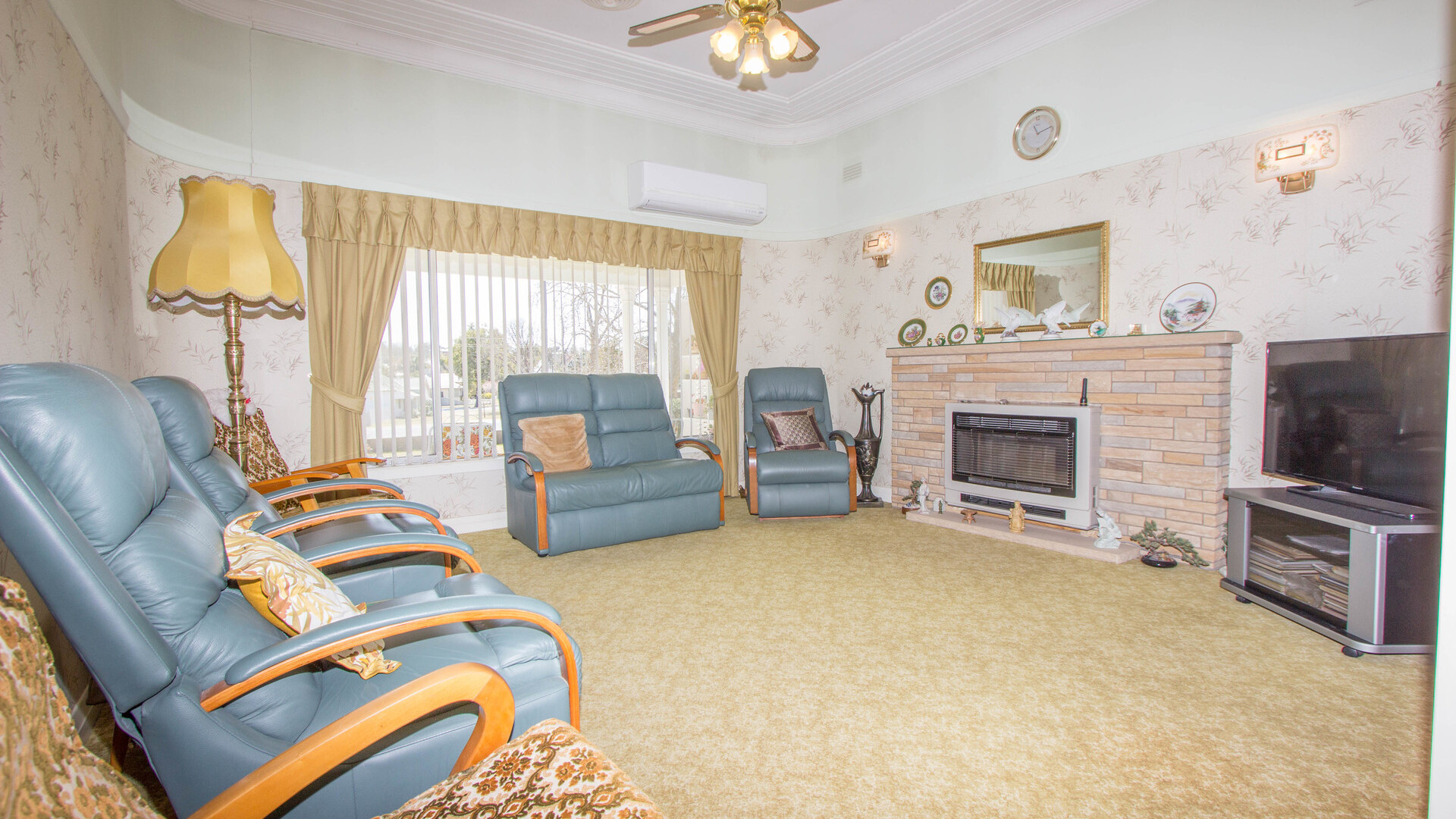 84 Victoria Avenue, Narrandera NSW 2700 - photo 4