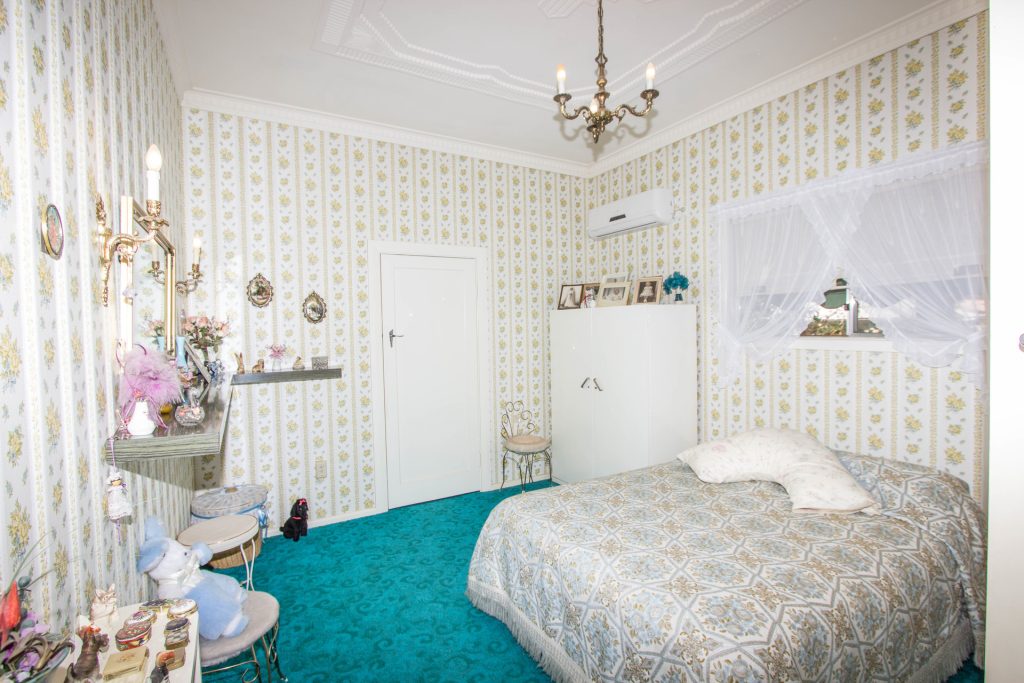84 Victoria Avenue, Narrandera NSW 2700 - photo 10