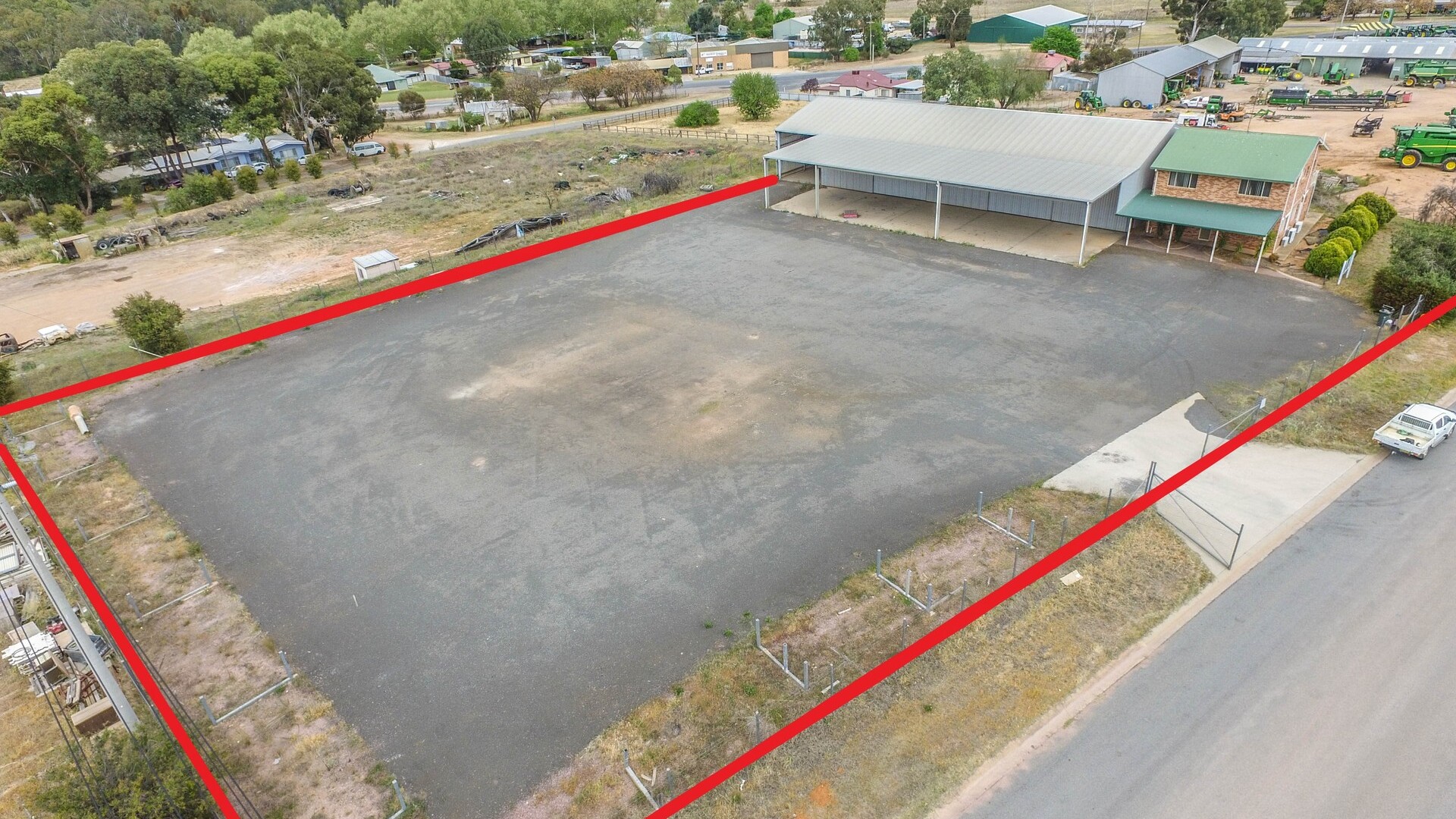 22-28 Red Gum Street, Narrandera NSW 2700 - photo 2